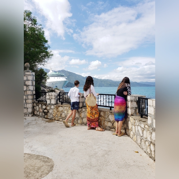 Meet your Posher, Amber - Picture 4 of 9